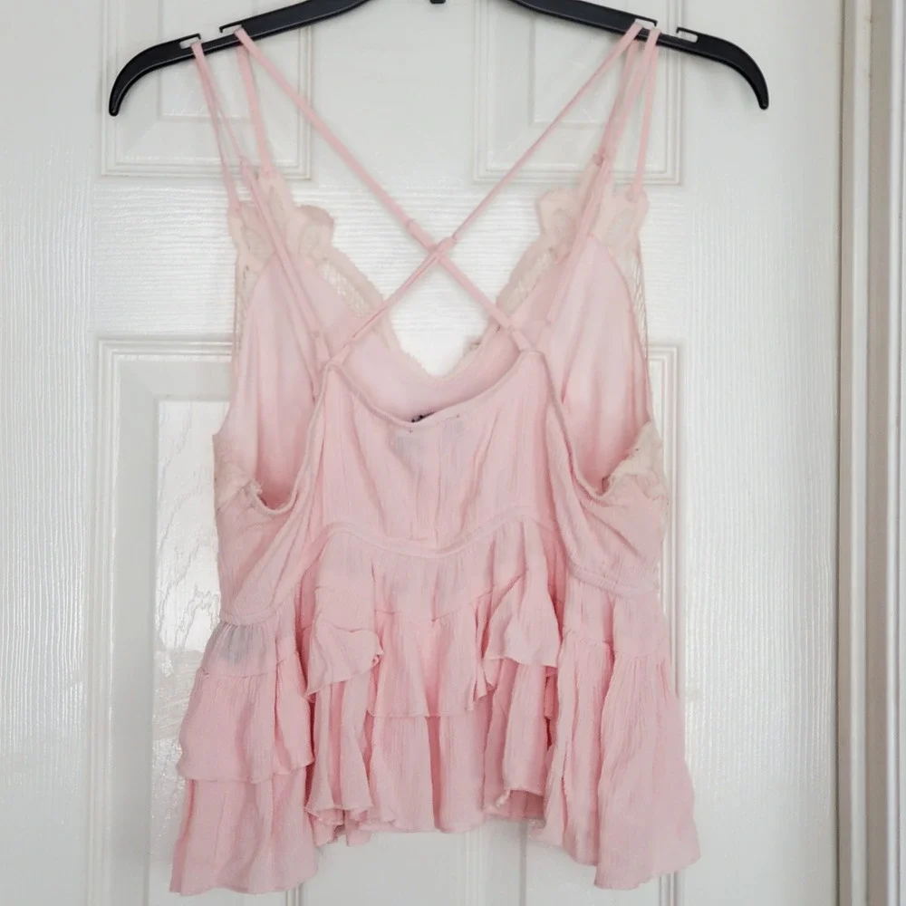 Lace-Trim Light Pink V-Neck Camisole - Picture 6 of 10